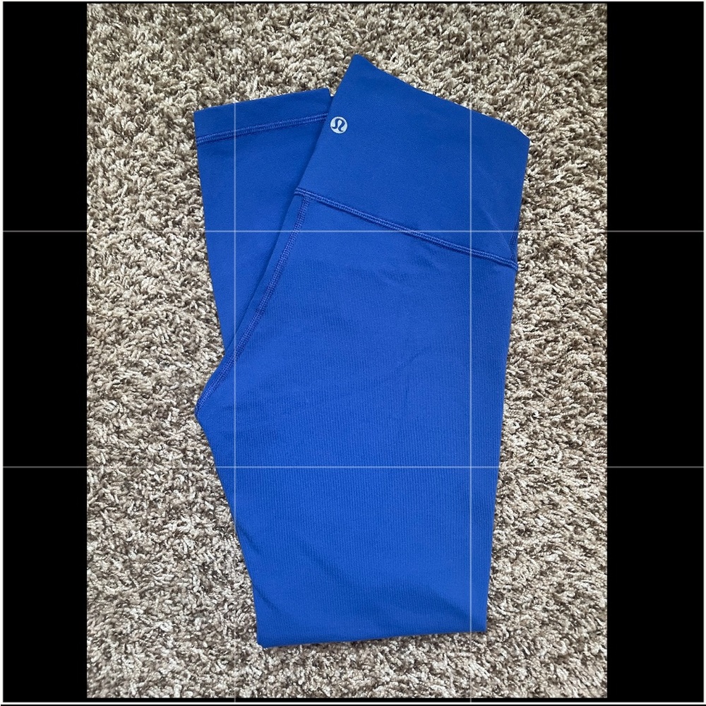 Lululemon Wunder Under Size 6, Barely Worn! Perfe… - image 3
